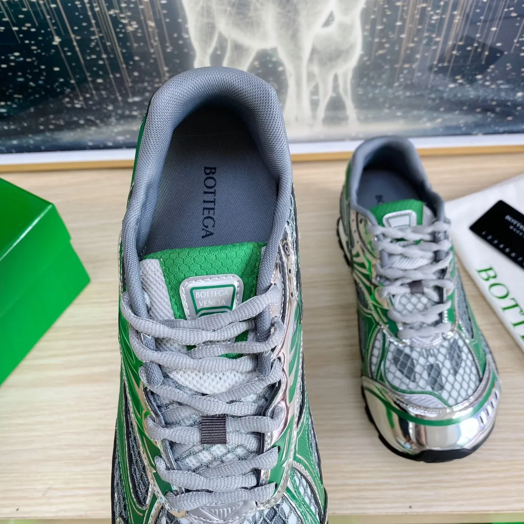 p620🐮🐮High-end version, the original 1:1 couple style new model is on the shelves🔥BV Orbit sneakers Wang Yibo's same style couple's Dad Runner sneakers, made of lightweight technical mesh fabric. Features a geometric patterned rubber outsole. The outsole is made of color-blocked TPU outsole. Size: women’s shoes 35-40, men’s shoes 39-45.